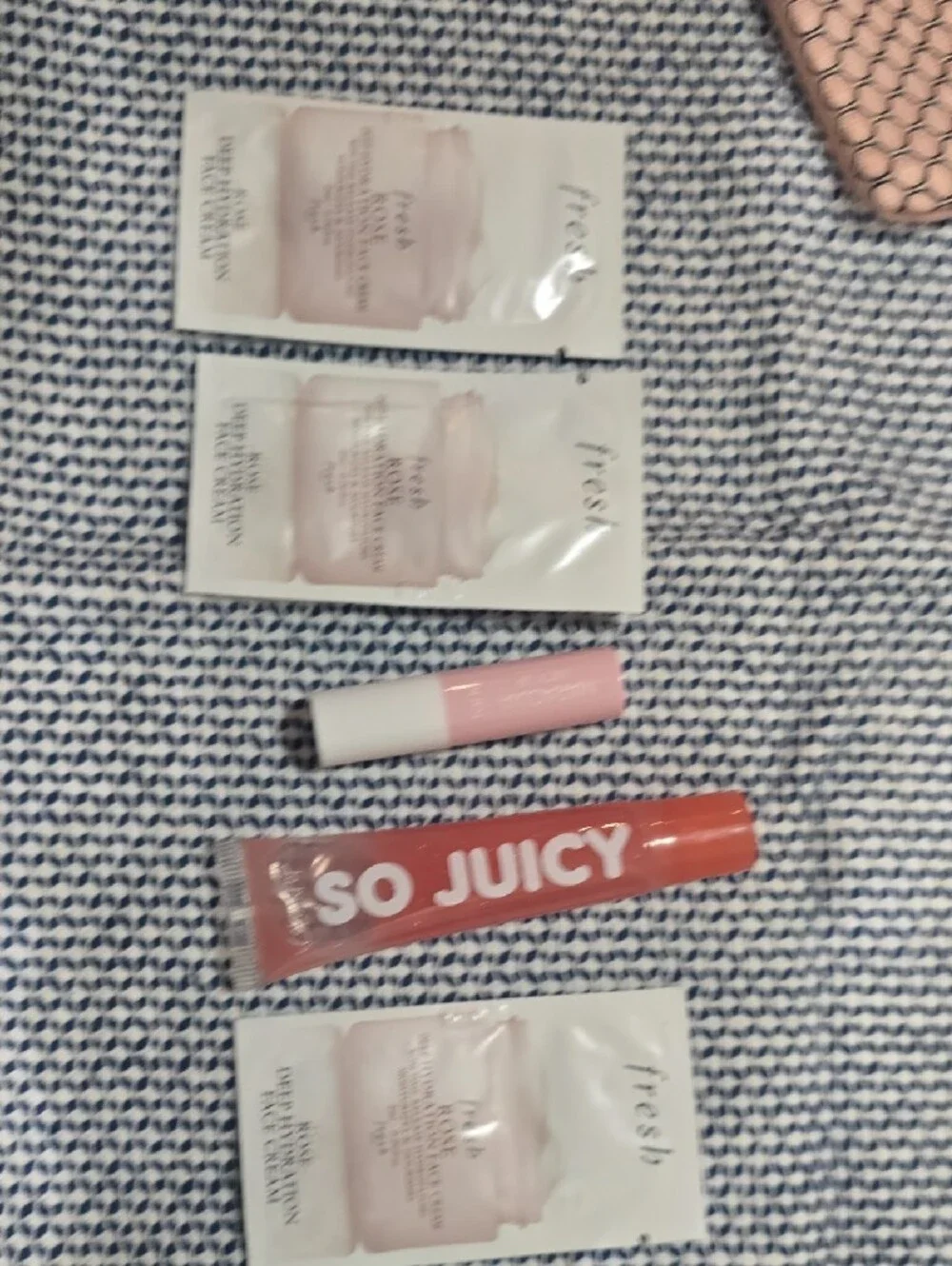 Pink and Peach 'So Juicy' Lip Gloss Trio with Samples